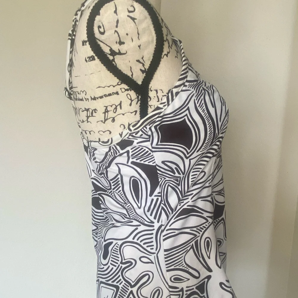 St. John's Bay Tankini Top - Picture 4 of 7